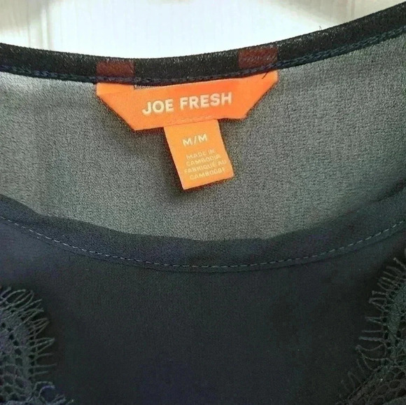 ❤️ Joe Fresh Sleeveless Top Navy Blue Lace  Trim Size Medium Sleeveless - Picture 8 of 8